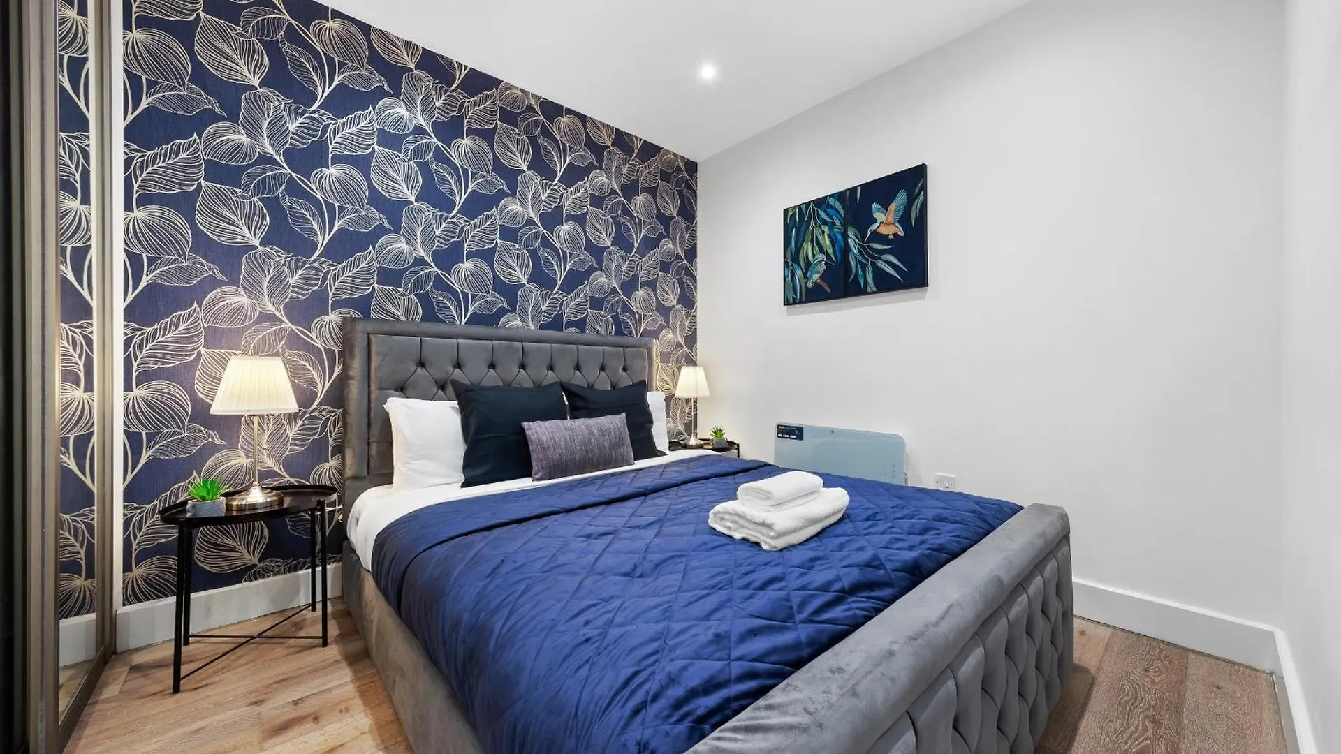 Charming 1-Bed Apartment In London